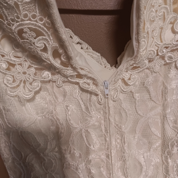 Jessica Maclintock vintage  wedding dress  size 0  pre-owned  good  condition - Picture 5 of 15